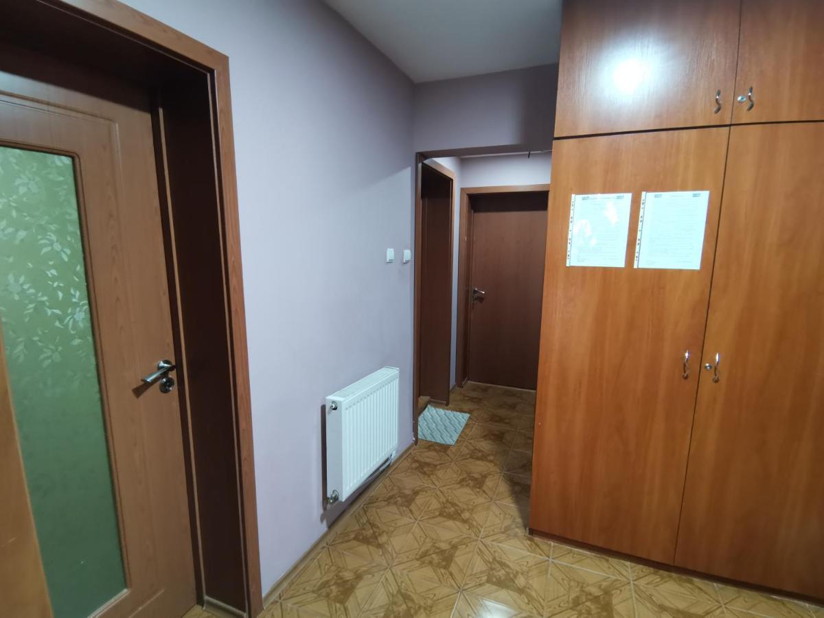 Central Apartment Targovishte Esterno foto